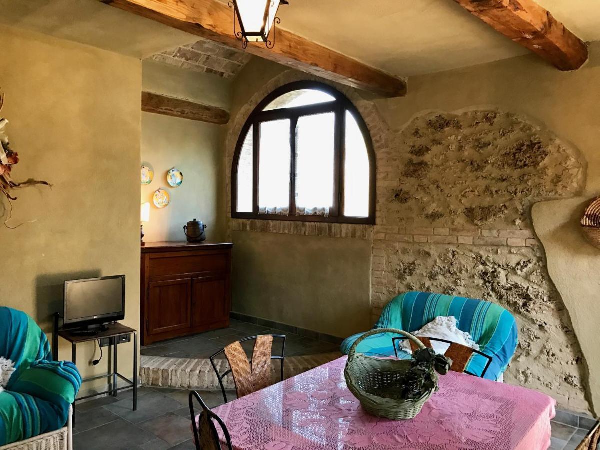 Casale San Giovanni Cura Nuova Buitenkant foto